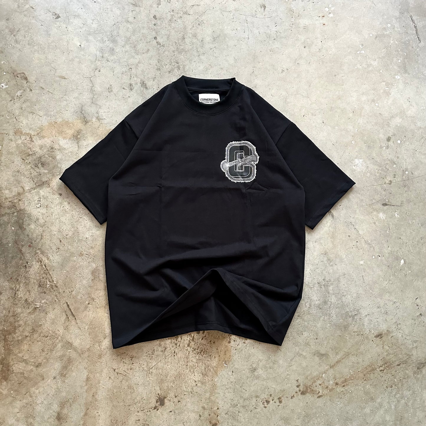 OVERSIZED TEE IN BLACK "PATCH"