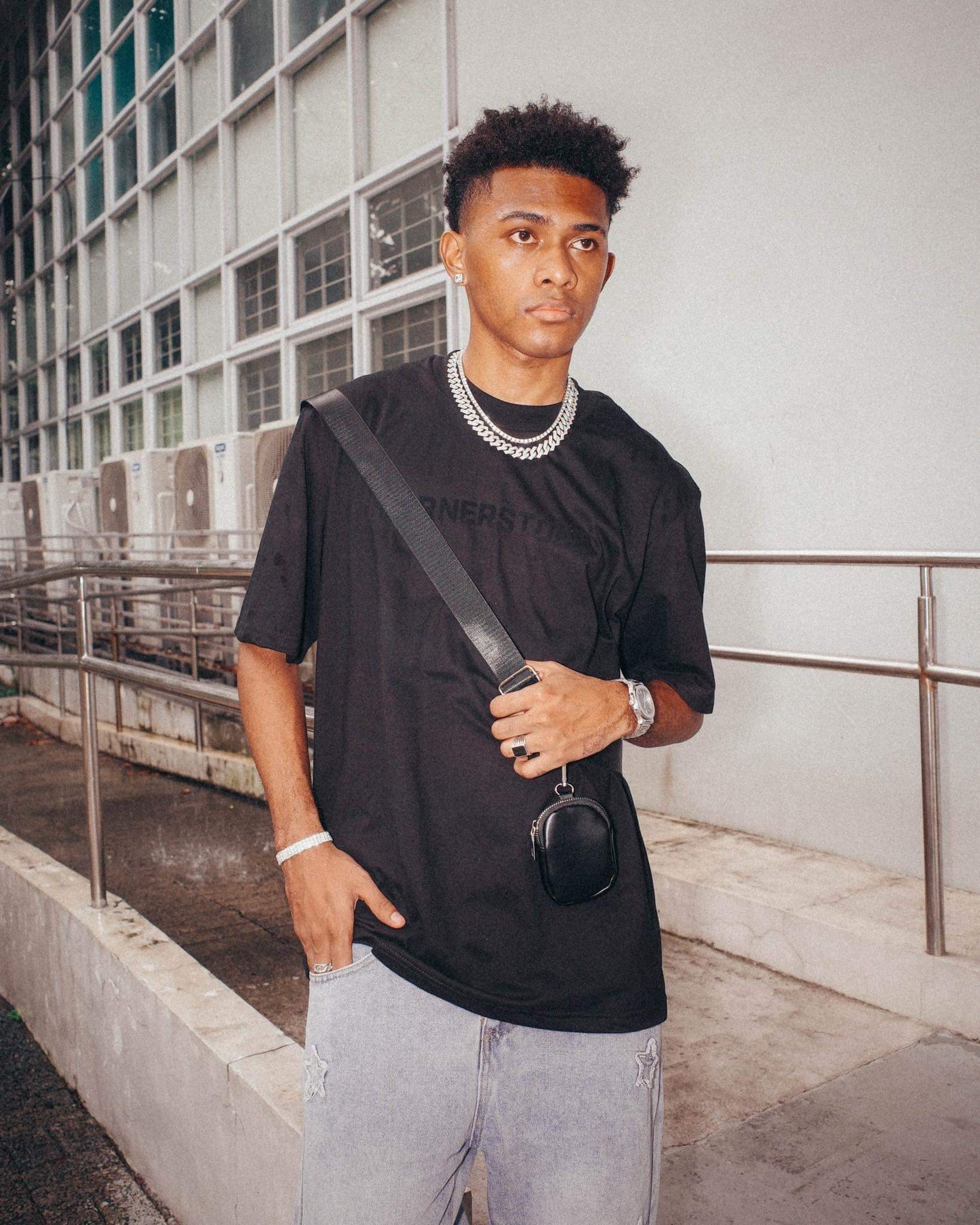 BASIC GAMUSA LOGO TEE "TRIPLE BLACK"