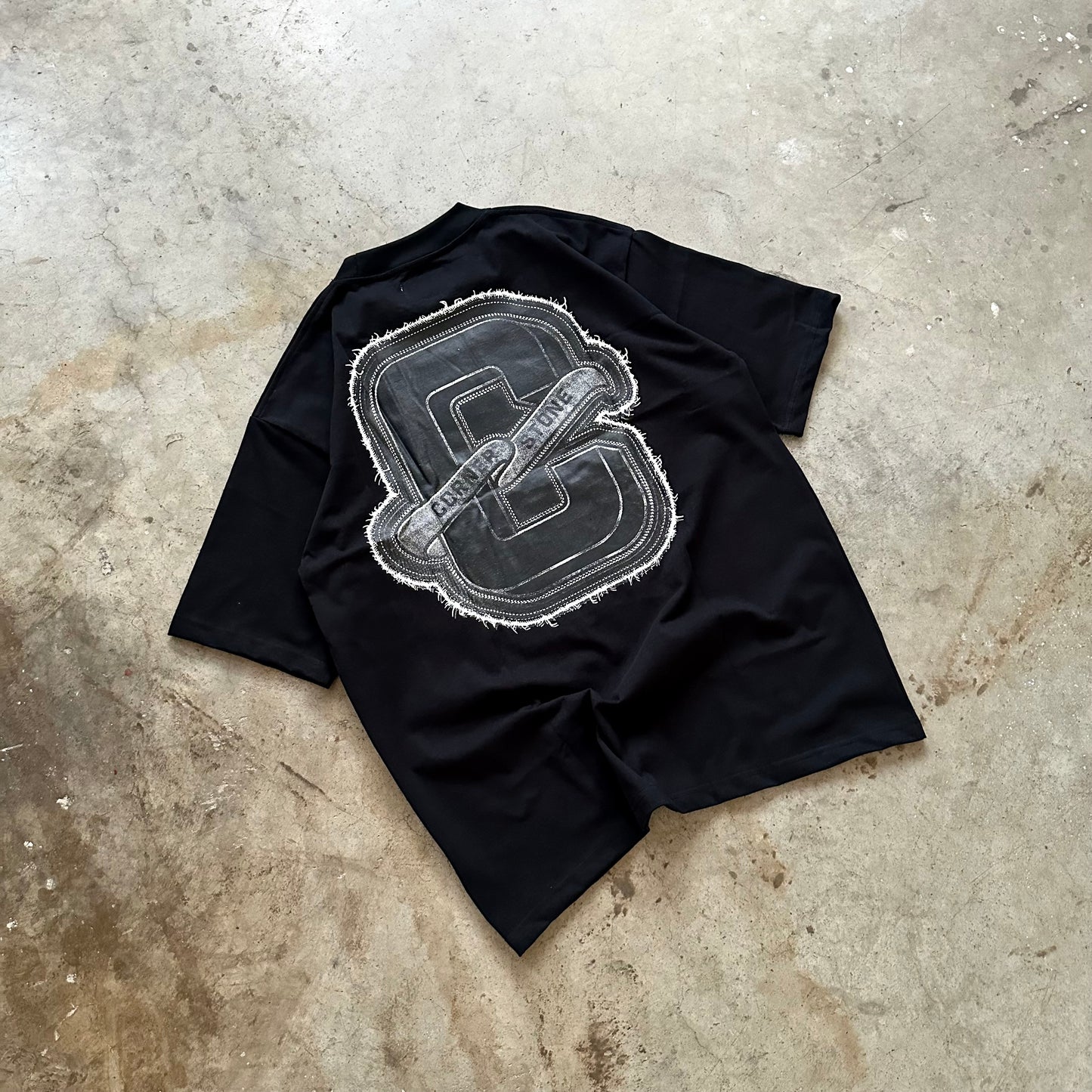OVERSIZED TEE IN BLACK "PATCH"