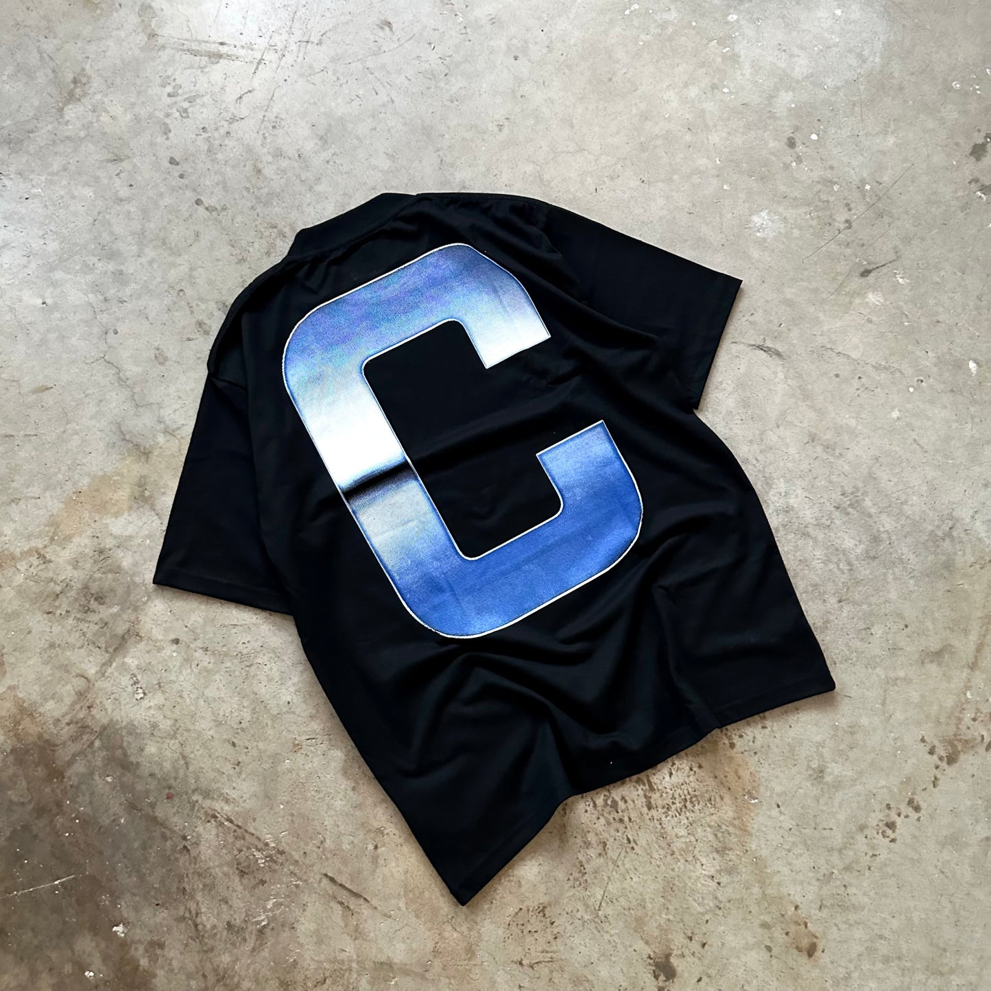 OVERSIZED TEE IN BLACK "STEEL BLUE"