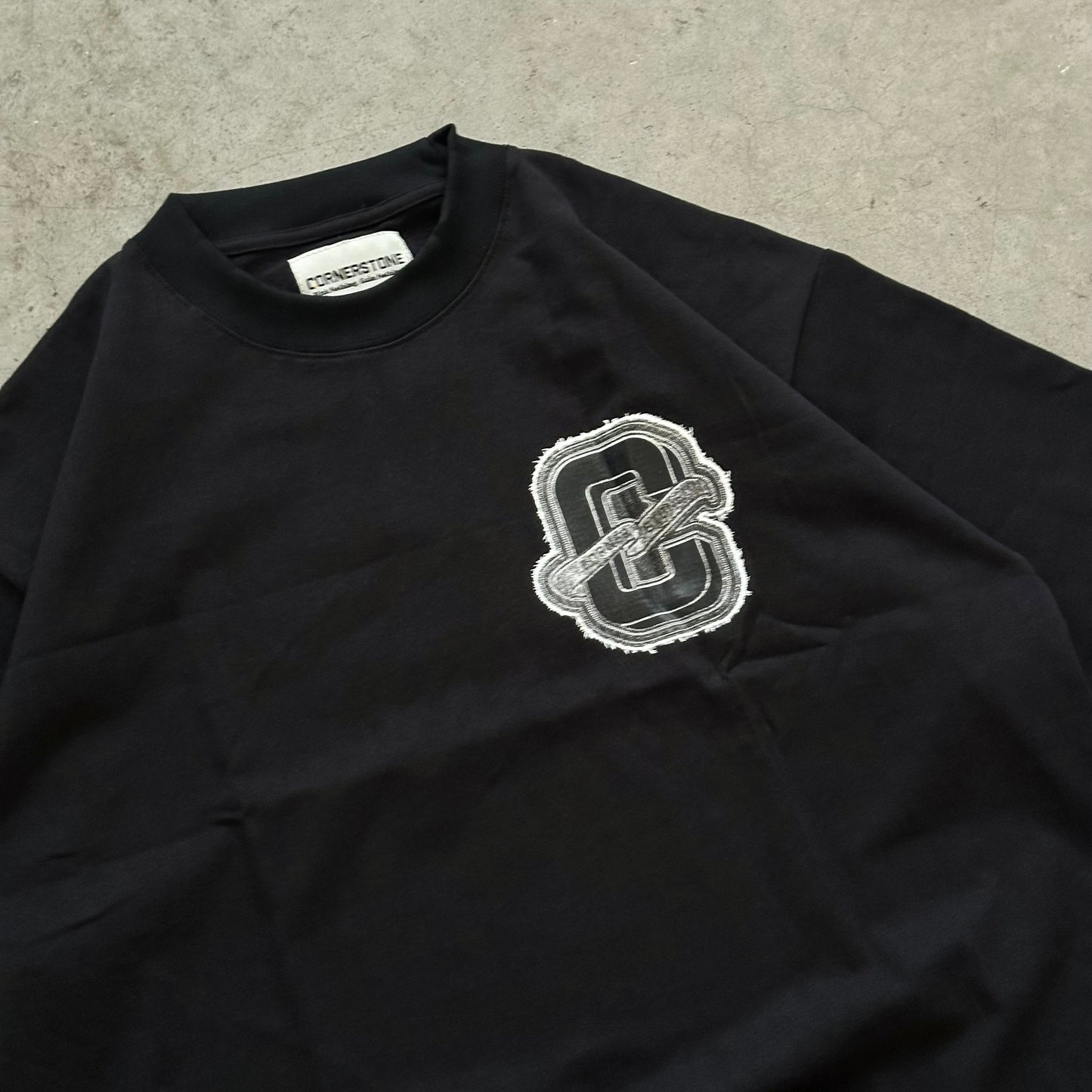OVERSIZED TEE IN BLACK "PATCH"