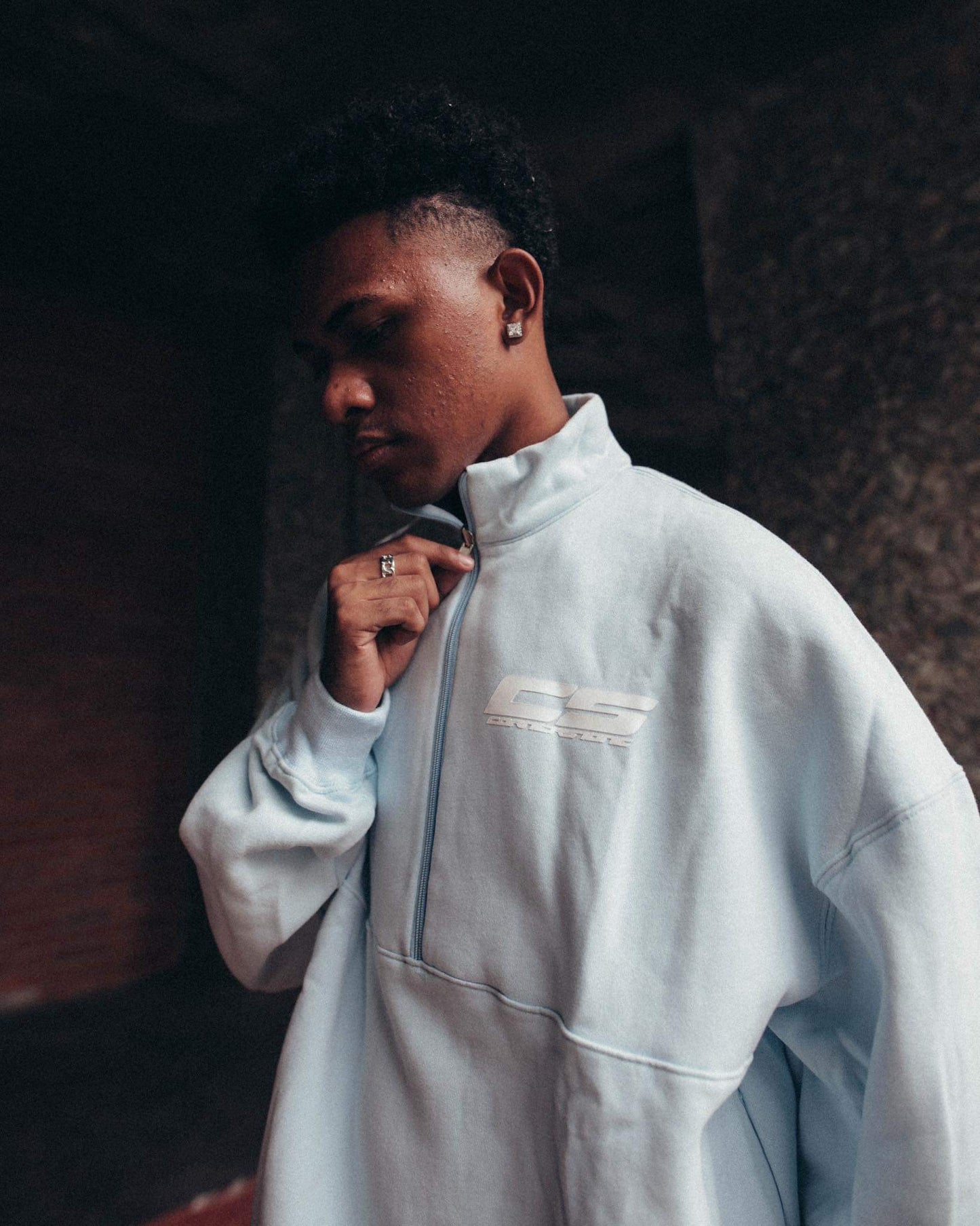 LOOSE TRACKPANTS IN POWDER BLUE