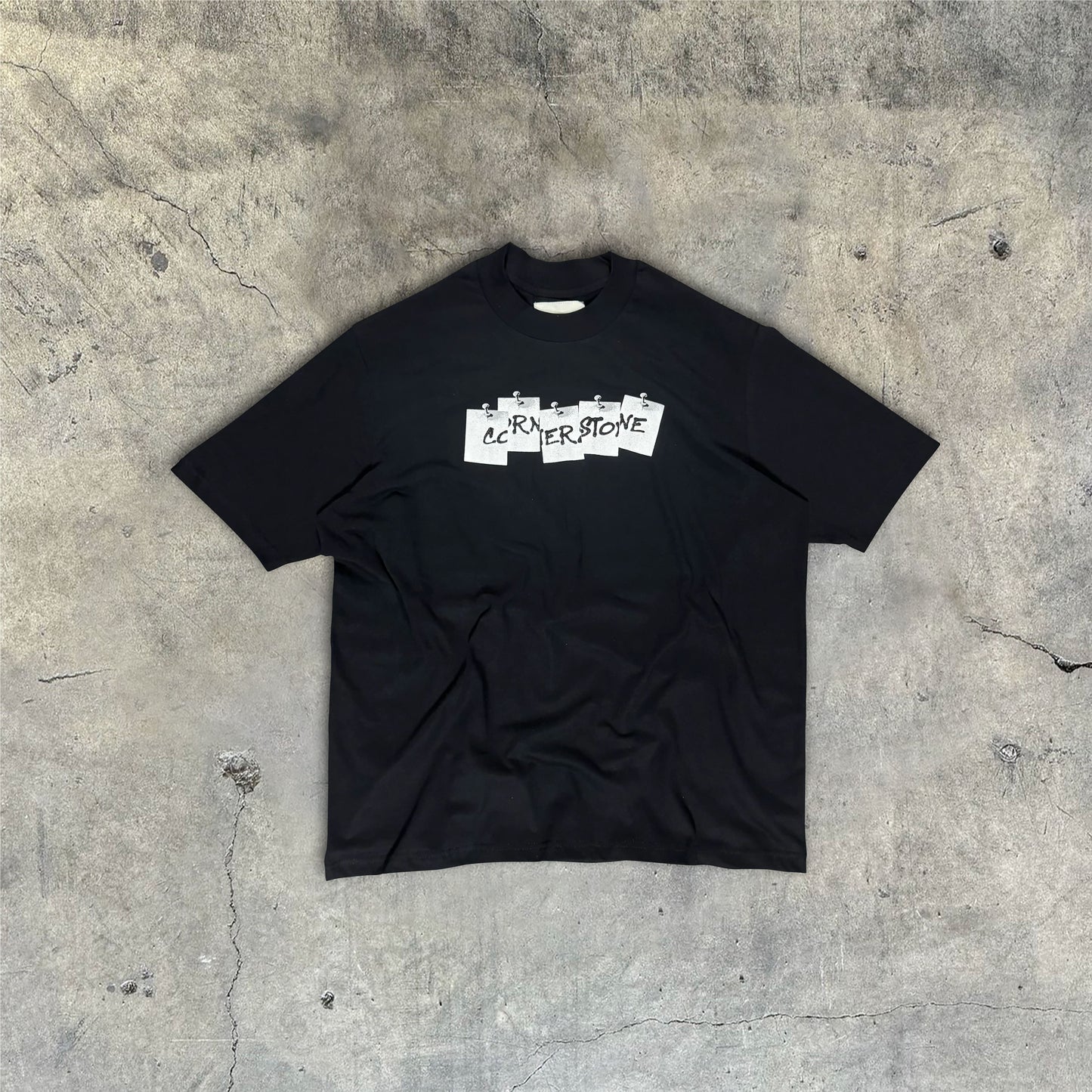 PINNED NOTE TEE