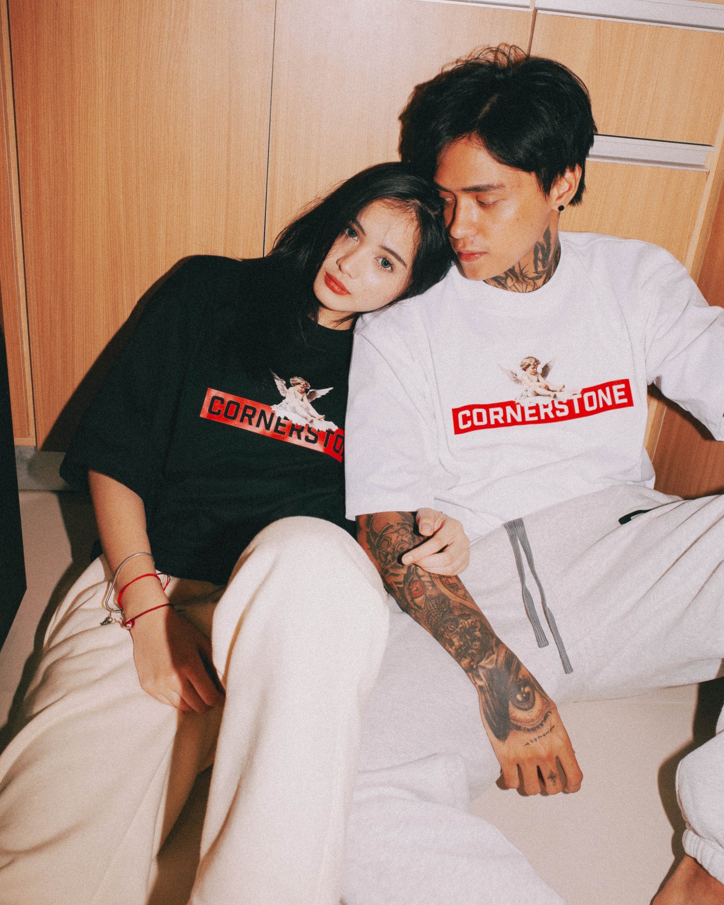 SITTING CUPID T-SHIRT