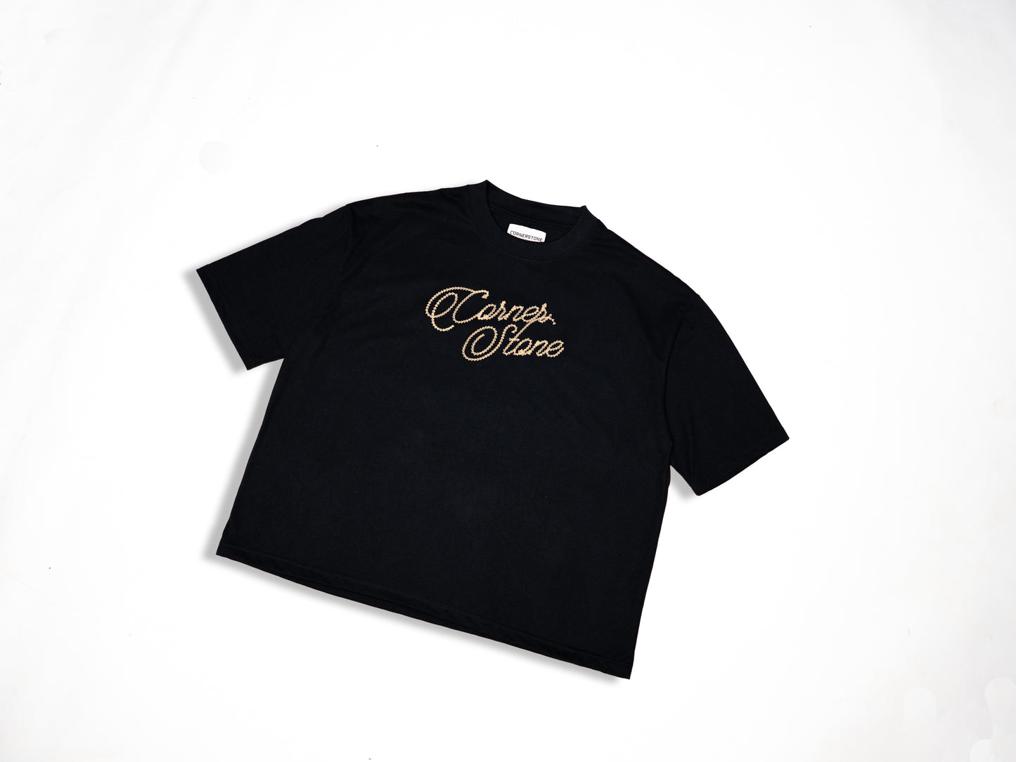 BOXY CROPPED CHAINSTITCH CURSIVE TEE
