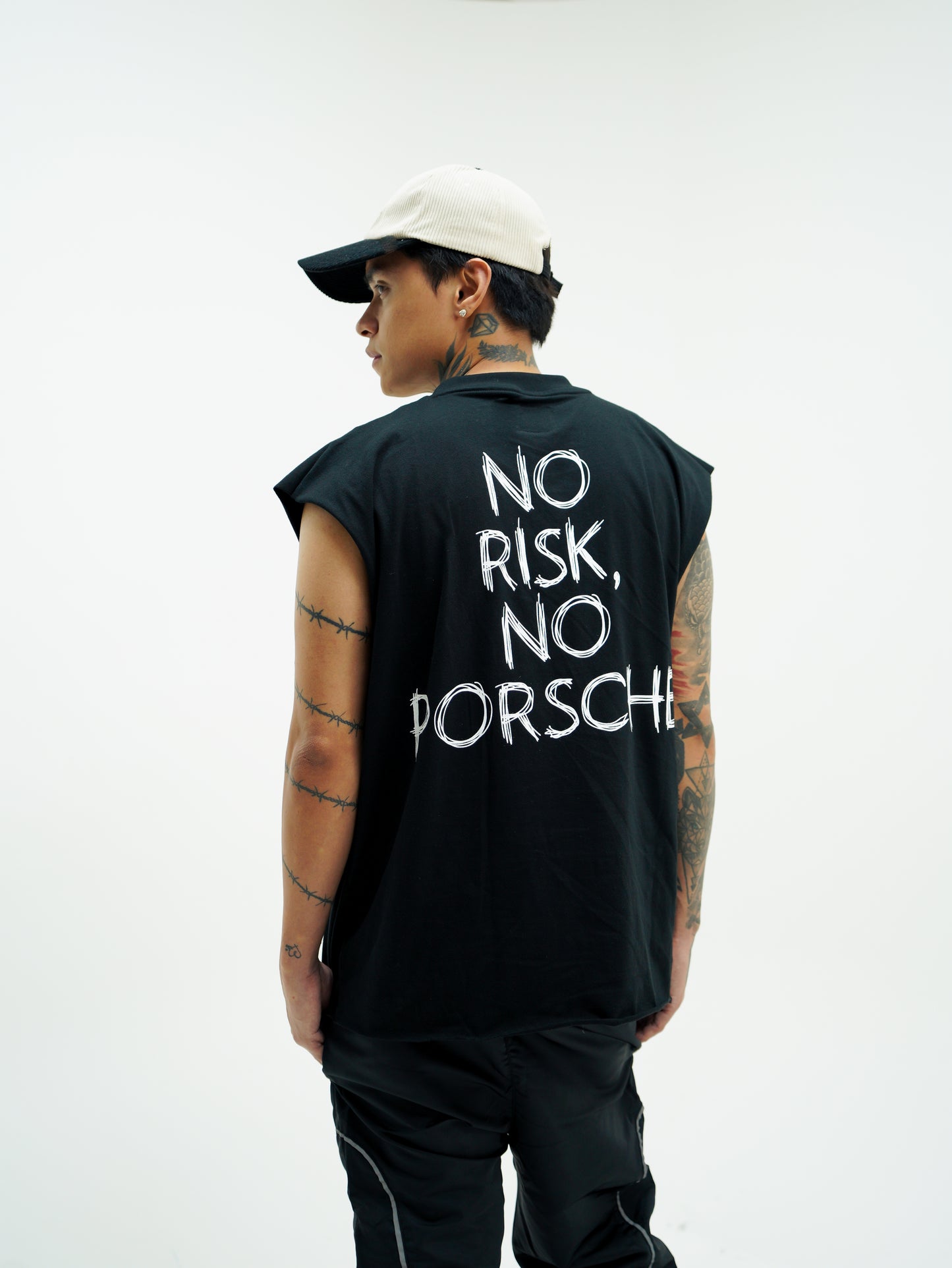 RAW HEM NO RISK NO PORSCHE MUSCLE TEE