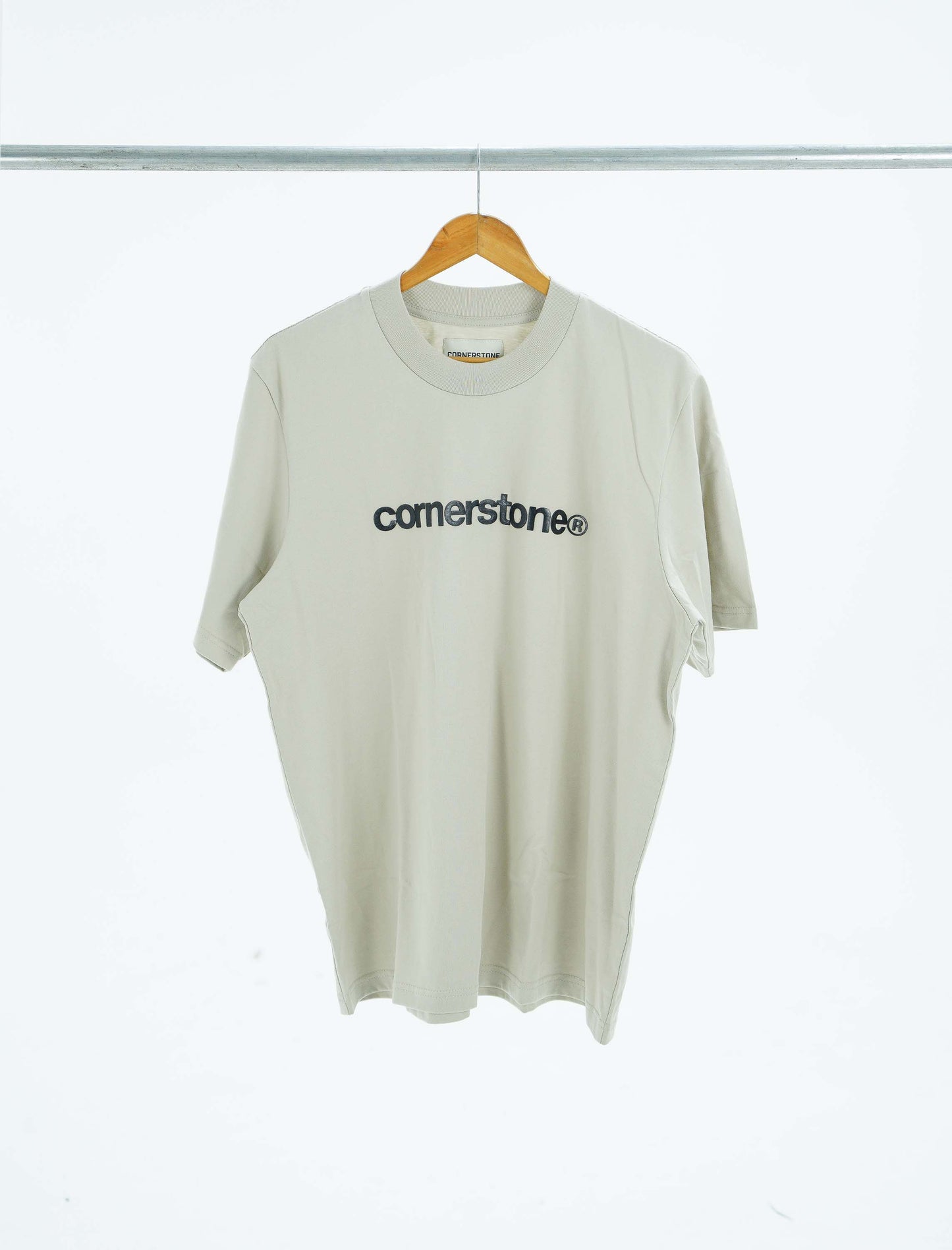 CORNERSTONE BOLD LOGO TEE IN CEMENT