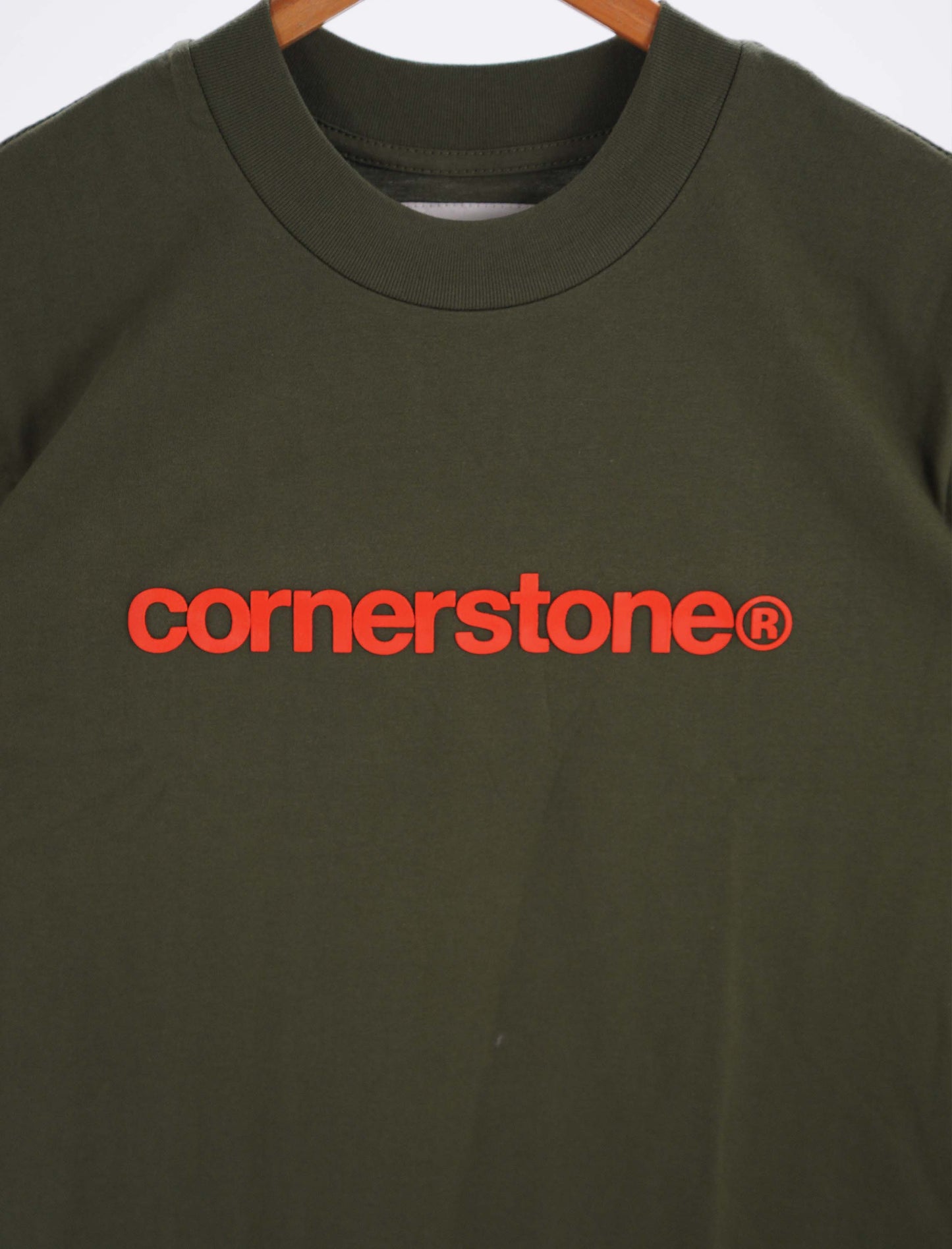 CORNERSTONE BOLD LOGO TEE IN OLIVE